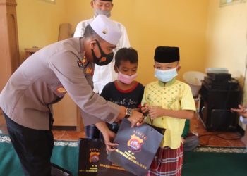Polda Banten Giat Program Polisi Sayang Anak Yatim