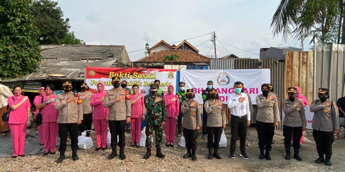 Sambut Hari Polwan ke 73 jajaran Mabes Polri gelar bakti sosial