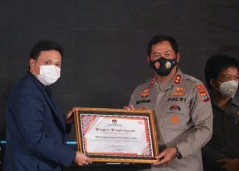 KPU Provinsi Sulut Berikan Penghargaan Pada Polda Sumut Atas Suksesnya Pemelihan Gubernur dan Wakil Gubernur 2020