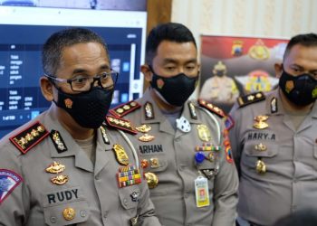 Polda Jateng akan tindak tegas travel gelap yang masih beroperasi saat larangan mudik