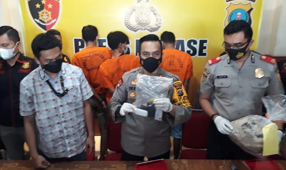 Polisi Berhasil Amankan 3 Orang Tersangka dan Sita Barang Bukti Ganja Sebanyak 40 Kg di Medan