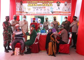 Dukung Program Vaksinasi Covid-19, Kapolda Kalteng Targetkan 1.790 Terima Vaksin di Kb. Katingan