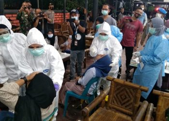 TNI POLRI dan Satpol PP Kota Langsa Gelar Operasi Yustisi Dengan Tes Swab Antigen Di Tempat
