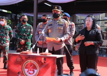 HUT Bhayangkara, Polri bagikan 1.000 paket bantuan di Tanah Abang