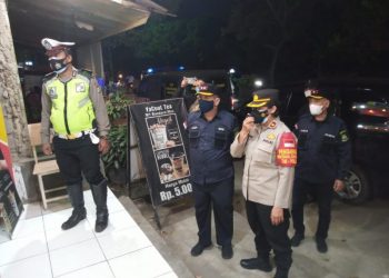 Polsek Neglasari Gelar Operasi Yustisi PPKM, Belasan Pedagang Dapat Teguran