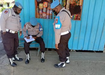 Dukung Program Vaksinasi Covid-19, Sinergitas TNI-POLRI Lakukan Sosialisasi Kepada Masyarakat Di Kabupaten Tolikara