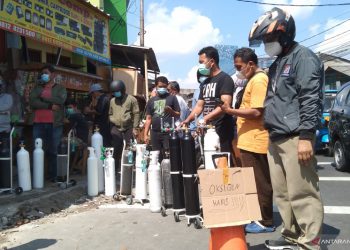 Polda Metro Jaya Berhasil Amankan Tiga Kelompok Penimbun Obat dan Tabung Oksigen