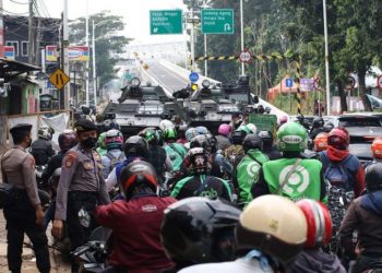 Pekan Kedua PPKM Darurat: Mobilitas Warga Masih Tinggi, Penyekatan Jalan Ditambah Jadi 100 Titik