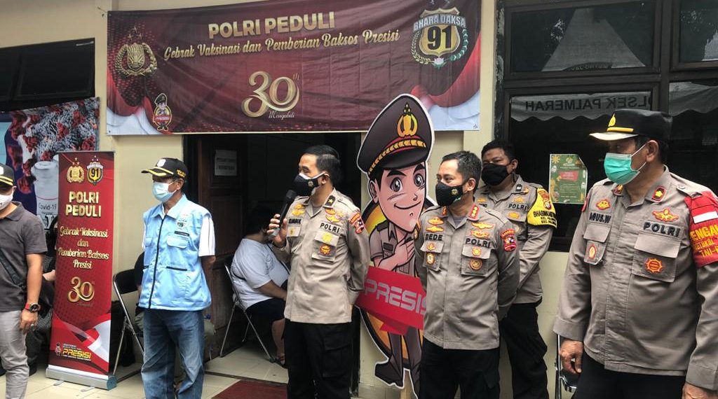 Alumni Akpol 91 Bharadaksa gelar gebrak vaksinasi dan pemberian Baksos Presisi