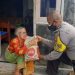 Polri Bagikan Bansos 200 Paket Sembako Kepada Warga Slum Area Desa Bojong Gebang dan Desa Tawangsari Dimasa PPKM                                                    Oleh Admin Pasartani –                      30 Agustus 2021