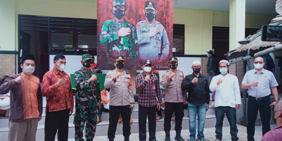 Kapolres Tabanan Tinjau Gerai Vaksin TNI – POLRI Di Candikuning – Baturiti