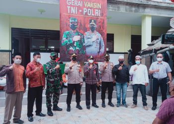 Kapolres Tabanan Tinjau Gerai Vaksin TNI – POLRI Di Candikuning – Baturiti
