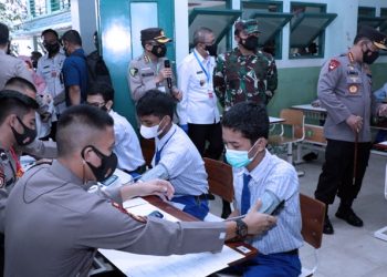 Kapolri Minta Forkopimda Kalbar Lebih Aktif Akselerasi Percepatan Vaksinasi