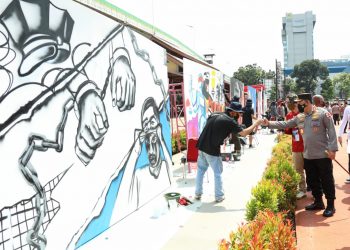 Lomba Mural Polri: Kritik Pedas Jadi Sahabat dan Boyong Rp50 Juta
