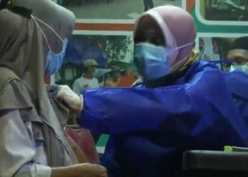 Percepat Vaksinasi Covid-19, Polres Jepara Gelar Angkringan Vaksinasi di Alun-Alun Jepara