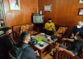 Menjalin Kerjasama Dengan Masyarakat, Brimob Jawa Barat Sambang Ke Desa Sindanglaya