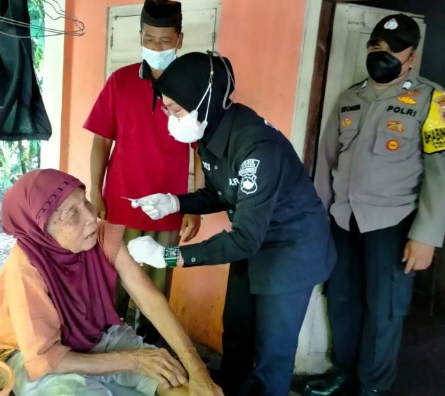 Polres Klaten Gelar Gerebek Vaksinasi dari Pintu ke Pintu