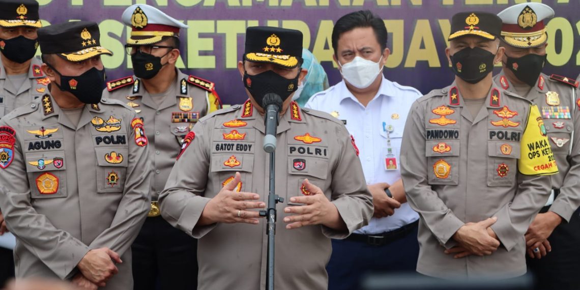 wakapolri pantau tol cikampek