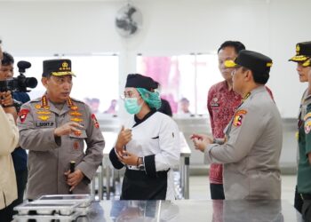 peninjauan Satuan Pelayanan Pemenuhan Gizi Polda Bali