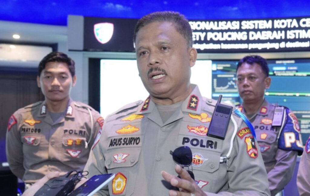 Kepala Korps Lalu Lintas (Kakorlantas) Polri Inspektur Jenderal Polisi Agus Suryonugroho mengecek kesiapan Smart City Yogyakarta