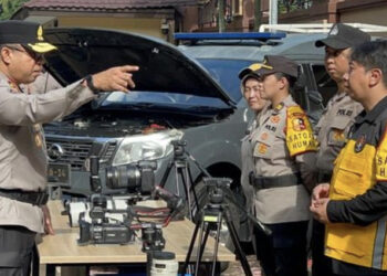 Apel dipimpin oleh Kadiv Humas Polri Irjen Johnny Eddizon Isir, Rabu (11/3/2025).
