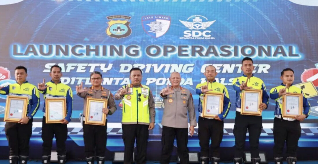 Kakorlantas Polri Irjen Agus Suryonugroho menghadiri peresmian operasional Safety Driving Center (SDC) Ditlantas Polda Kalimantan Selatan