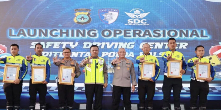 Kakorlantas Polri Irjen Agus Suryonugroho menghadiri peresmian operasional Safety Driving Center (SDC) Ditlantas Polda Kalimantan Selatan