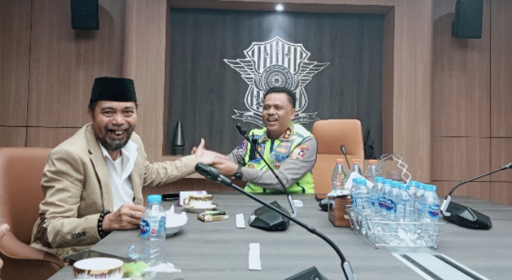 Agus Flores dan Kakorlantas