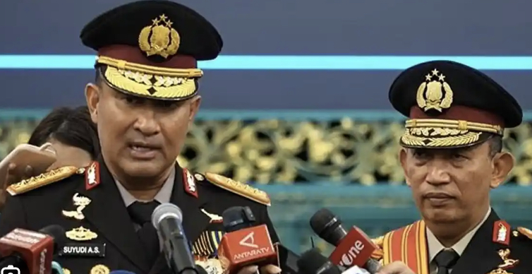 Gambar Mutasi Besar-besaran Polri, Pejabat Utama hingga 19 Kapolda